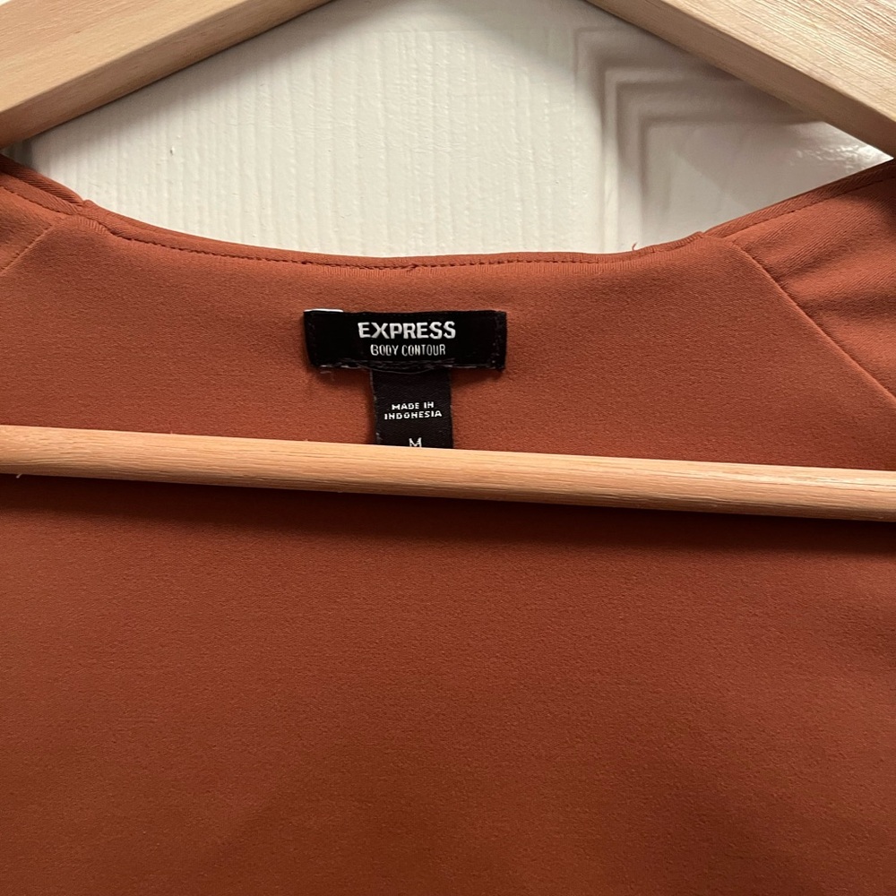 Express Terracotta Top - Picture 4 of 5